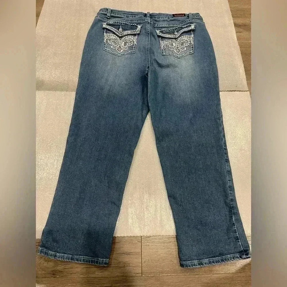 [16]  EARL JEANS Women's BOOT CUT Rhinestones Bling Blue Jeans Embroidered - Picture 6 of 8